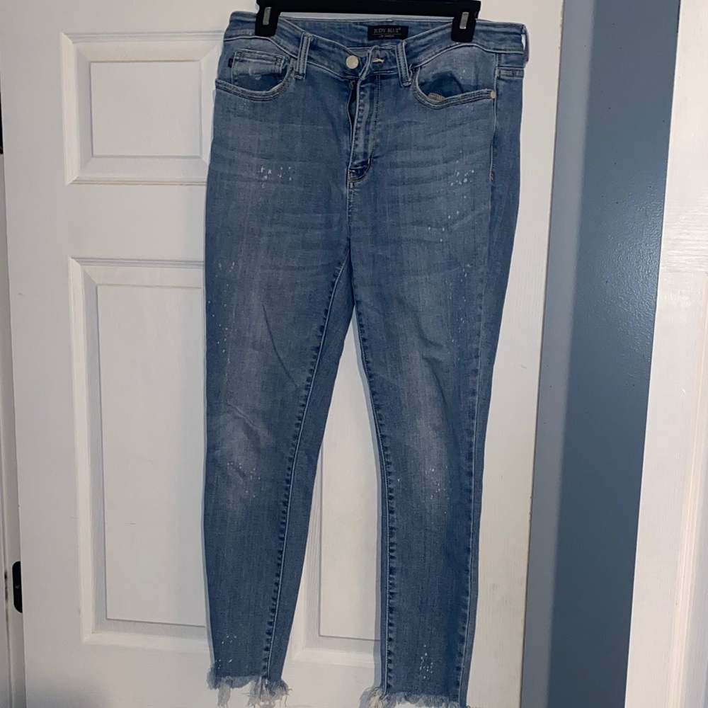 Judy Blue Light Wash Ankle Jeans